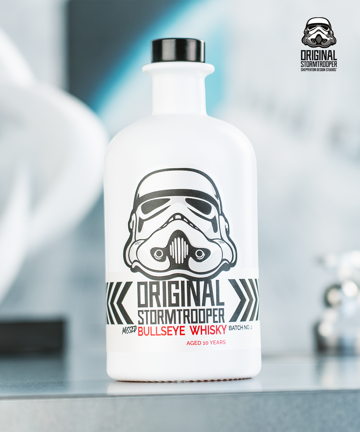 Original Stormtrooper Missed Bullseye Whisky mit Helm-Glas