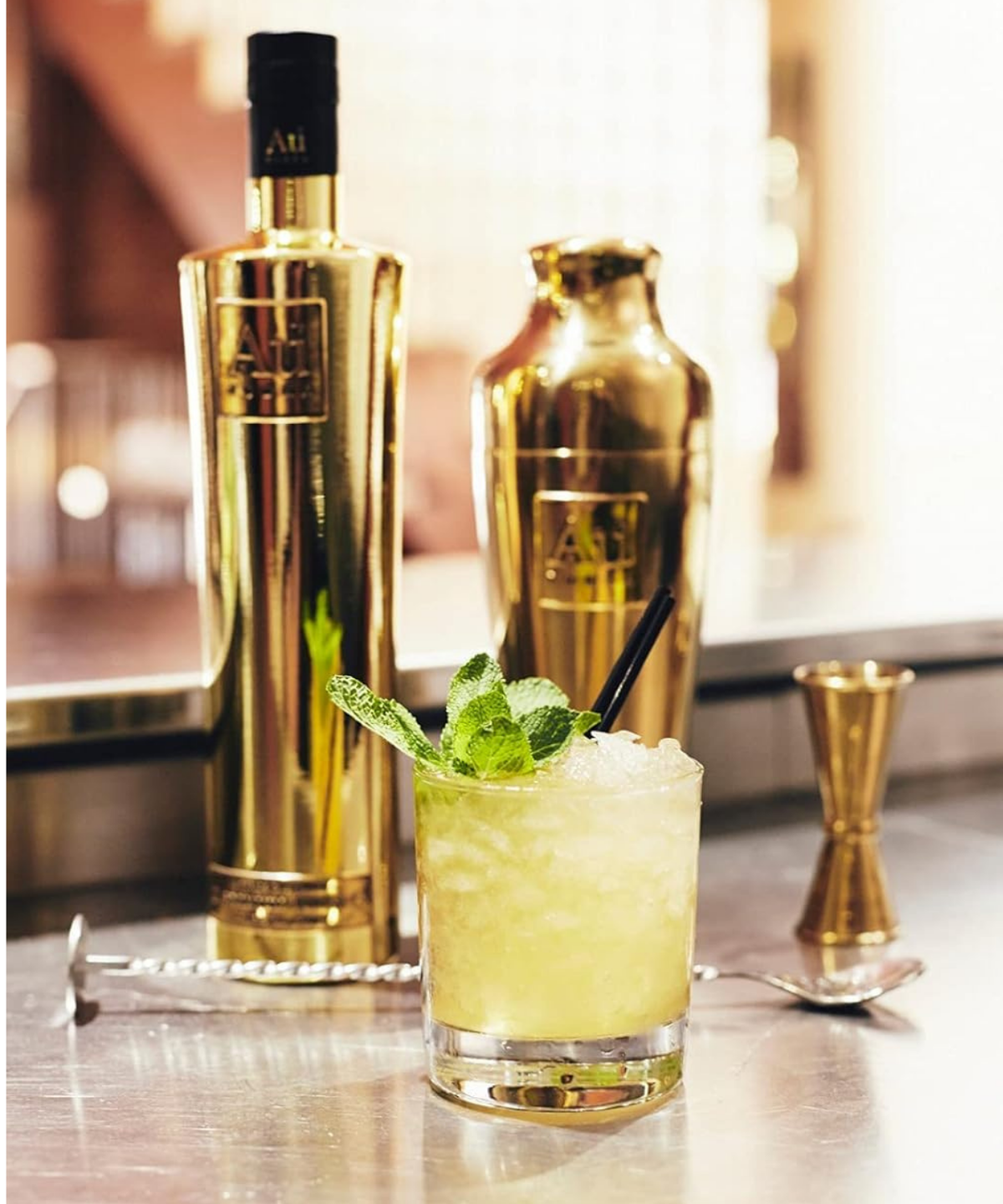 Au Vodka Original inklusive 1 Dose Au Vodka Pineapple Crush